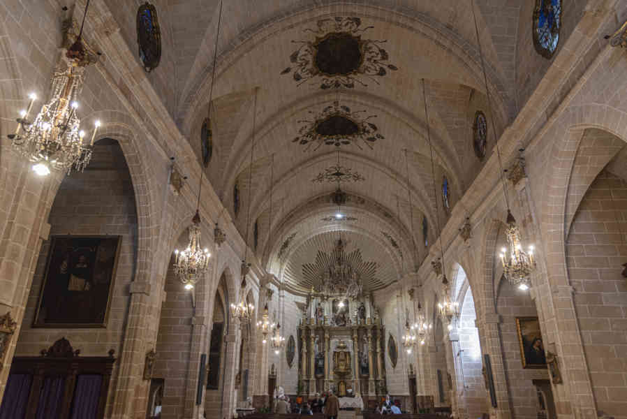 Mallorca - Montuïri 04 - iglesia de Sant Bartomeu.jpg